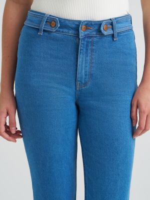Women's Belted Flare Jean