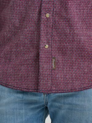Men's Wrangler Retro&reg; Premium Long Sleeve Western Snap Printed Shirt in Dark Burgundy
