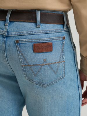 Men's Wrangler Retro&reg; Relaxed Fit Bootcut Jean in Fallon