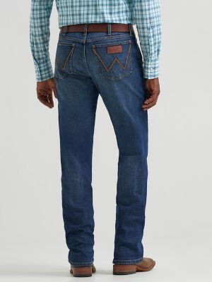 Men's Wrangler Retro&reg; Slim Fit Straight Leg Jean in Stanton