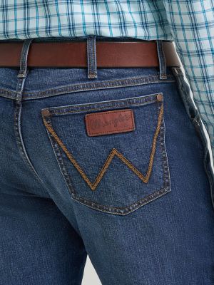 Men's Wrangler Retro&reg; Slim Fit Straight Leg Jean in Stanton