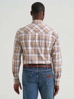 Men's Wrangler Retro&reg; Long Sleeve Sawtooth Snap Pocket Western Shirt in Dark Taupe