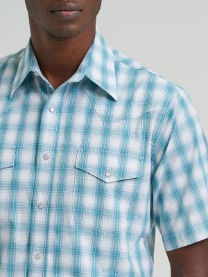 Men's Wrinkle Resist Short Sleeve Western Snap Plaid Shirt in Pale Teal