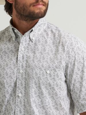 Wrangler&reg; George Strait&trade; Short Sleeve One Pocket Button Down Shirt in Cloud Paisley