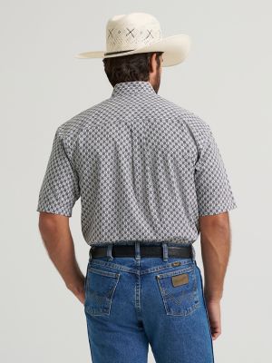 Wrangler&reg; George Strait&trade; Short Sleeve One Pocket Button Down Shirt in Grey Medallions