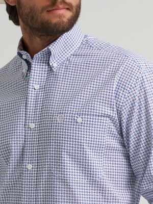 Wrangler&reg; George Strait&trade; Long Sleeve Button Down One Pocket Shirt in Blue Windows