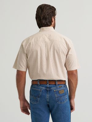 Wrangler&reg; George Strait&trade; Short Sleeve Two Pocket Button Down Shirt