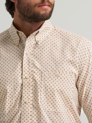 Wrangler&reg; George Strait&trade; Short Sleeve Two Pocket Button Down Shirt