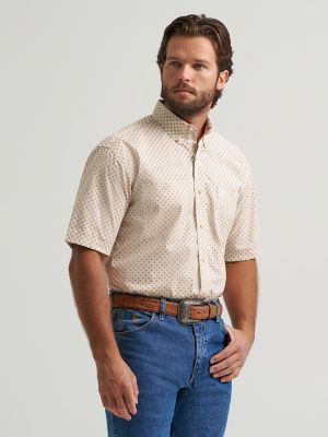 Wrangler® George Strait™ Short Sleeve Two Pocket Button Down Shirt
