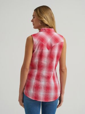 Women's Essential Sleeveless Plaid Western Snap Shirt