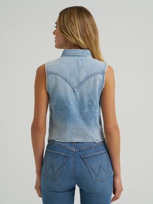Women's Frayed Hem Sleeveless Denim Snap Shirt