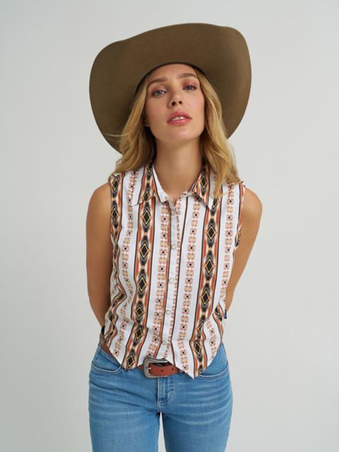 Женские жилеты Wrangler Women's Checotah® Print Shirt Vest