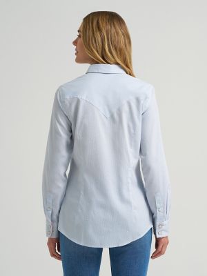 Women's Wrangler Olivia Western Slim Dress Shirt in Star Blue alternative view 3