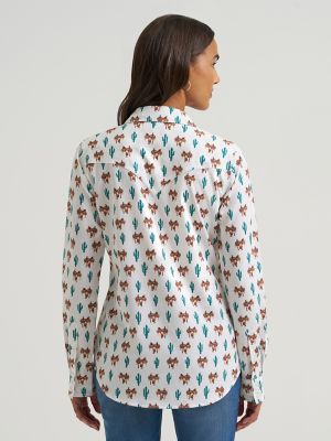 Women's Wrangler Aria Performance Shirt in Cream Saddle