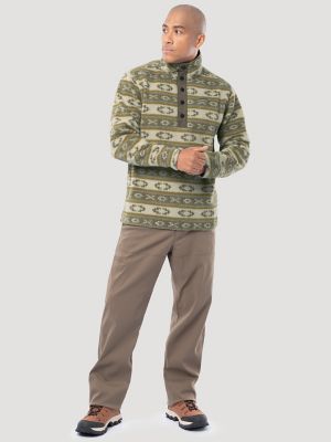 Men's Wrangler ATG&trade; Sherpa Pattern Pullover in Olive