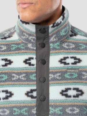 Men's Wrangler ATG&trade; Sherpa Pattern Pullover in Grey alternative view 4