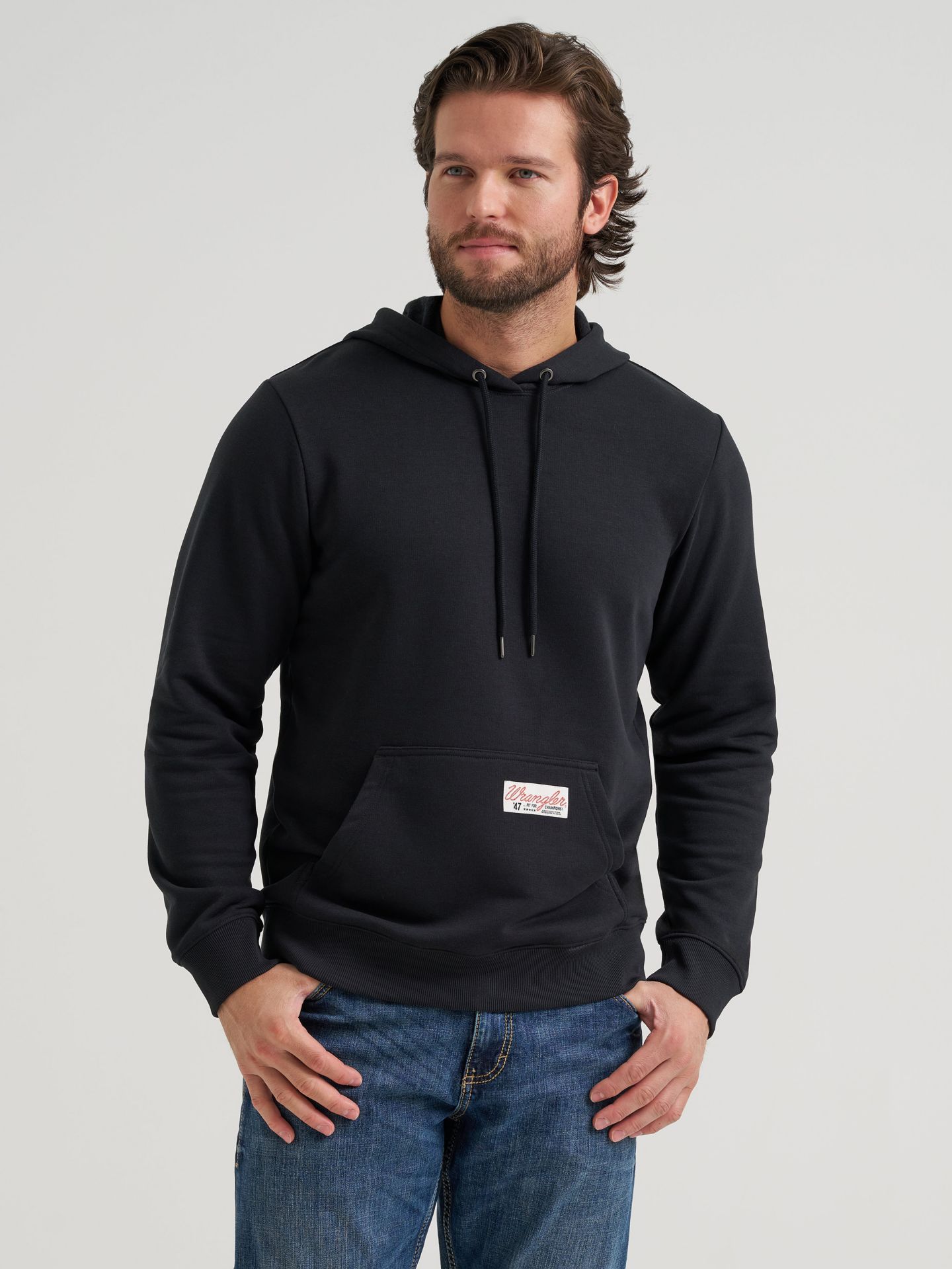 Мужское худи Wrangler Fit For Champions Pullover, цвет: Угольно-чёрный — фото 2