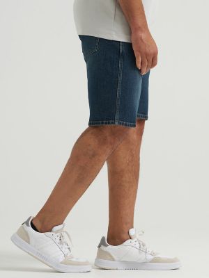 Men's Wrangler&reg; Five Star Premium 5-pocket Relaxed Denim Short in Tinted Dark alternative view 3