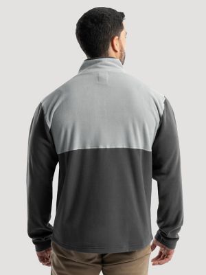 Men's Wrangler ATG&trade; Color Block Mock Neck Jacket in Grey alternative view 2