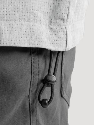 Men's Wrangler ATG&trade; Flex Zip Windbreaker in Ultimate Grey alternative view 5