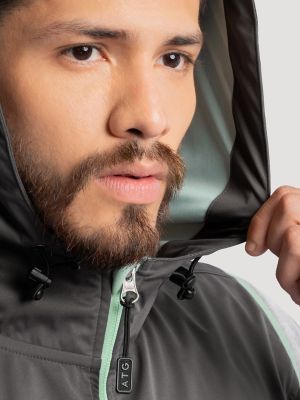Men's Wrangler ATG&trade; Hooded Flex Vest in Charcoal/Blue alternative view 2