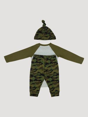Wrangler Baby Bodysuit & Jogger Set in Camo alternative view