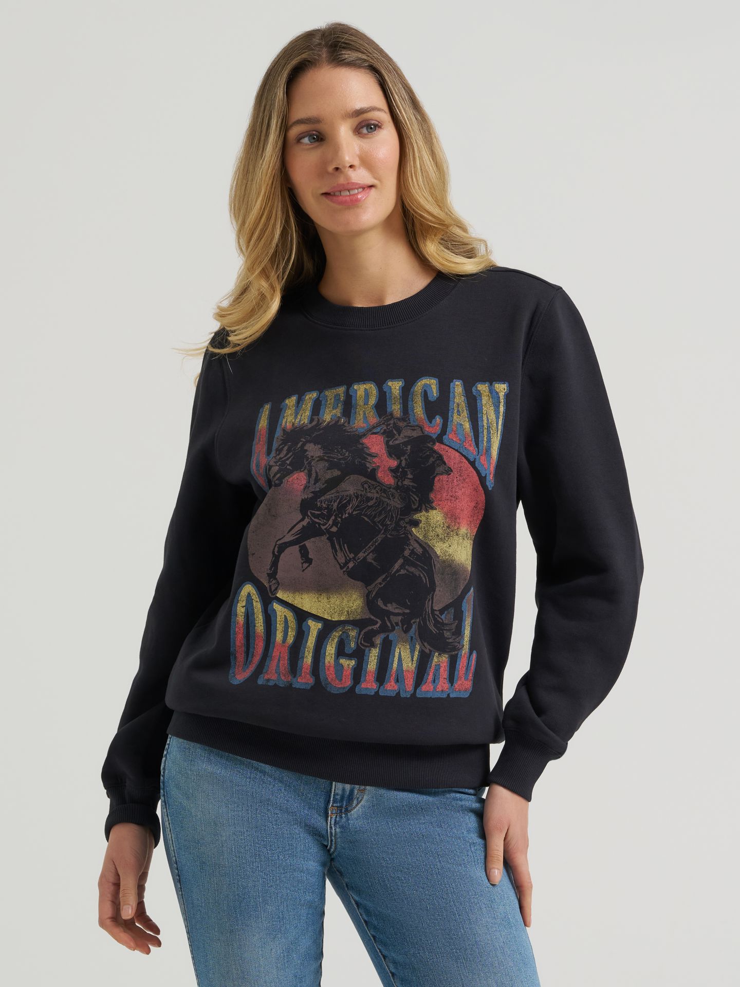 Женский свитер Wrangler American Original Graphic Fleece Reg Pullover, цвет: Чёрный — фото 2