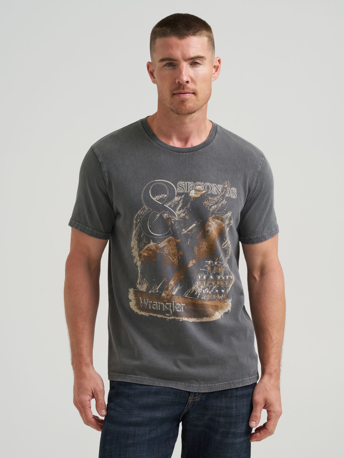 Мужская футболка Wrangler Hard Way Rodeo Graphic, цвет: Минеральный варёный чёрный — фото 2