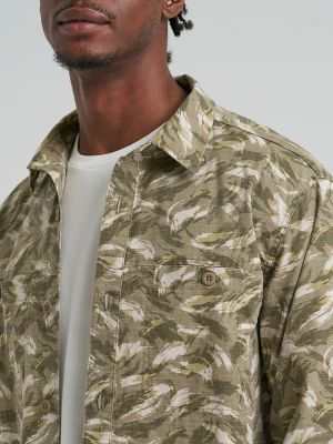 Men's Utility Camo Overshirt in Silverling Camo alternative view 5