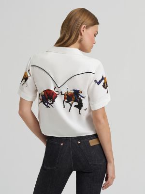 Lainey Wilson x Wrangler Camp Shirt | The Look of Legends