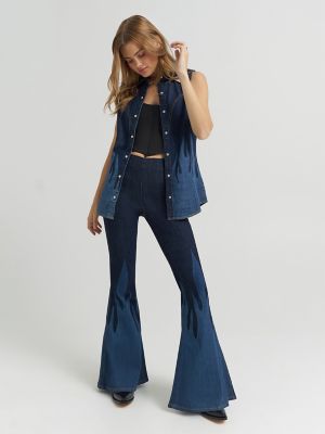 Lainey Wilson x Wrangler Flame Pull On Bell Bottoms | The Look of
