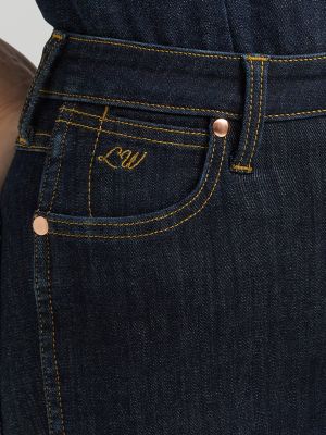 Lainey Wilson x Wrangler Flare Jeans