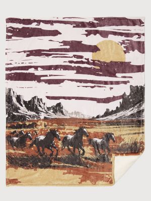 Wrangler Lounge Plush Sherpa Blanket in Multi