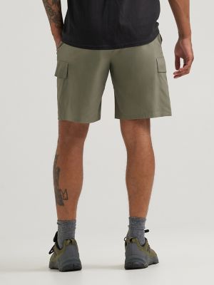 Wrangler ATG&trade; Men's Highland Cargo Short in Dusty Olive