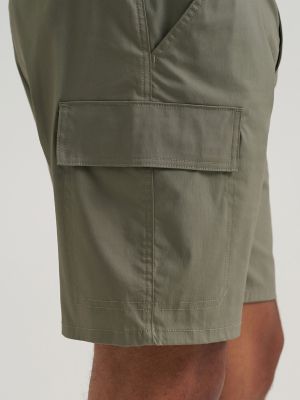 Wrangler ATG&trade; Men's Highland Cargo Short in Dusty Olive