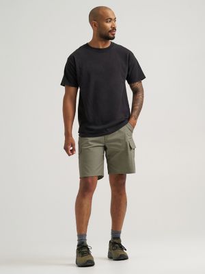 Wrangler ATG&trade; Men's Highland Cargo Short in Dusty Olive