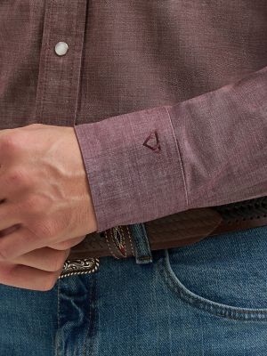 Men's Cody Johnson Two Pocket Western Snap Shirt in Maroon