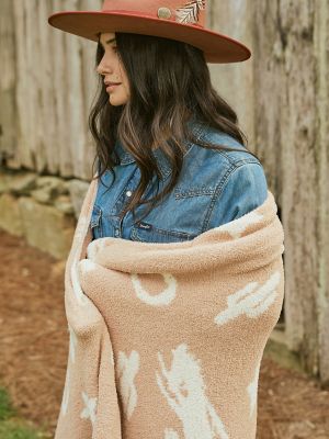 Wrangler Stretchy Throw Blanket
