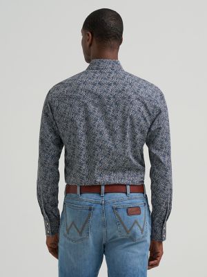 Men's Wrangler Retro&reg; Premium Long Sleeve Western Snap Printed Shirt in Scatter Navy alternative view 2