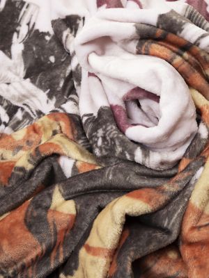 Wrangler Travel Blanket in Multi