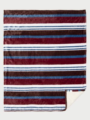 Wrangler Brushpopper Lounge Plush Sherpa Blanket