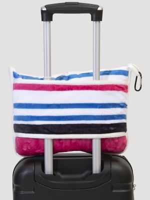 Wrangler Brushpopper Travel Blanket in Pink