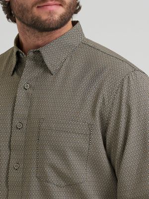 Men's Cody Johnson Performance Button Down Shirt in Black Multi Stripe