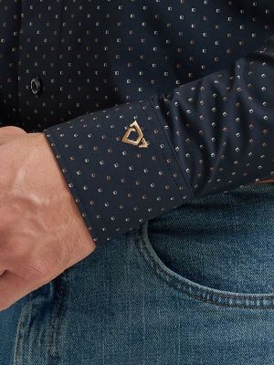 Men's Cody Johnson Performance Button Down Shirt in D Spots
