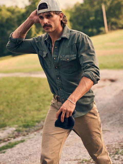 Мужские рубашки Wrangler Men's Wrangler® Colorwash Denim Western Snap Shirt