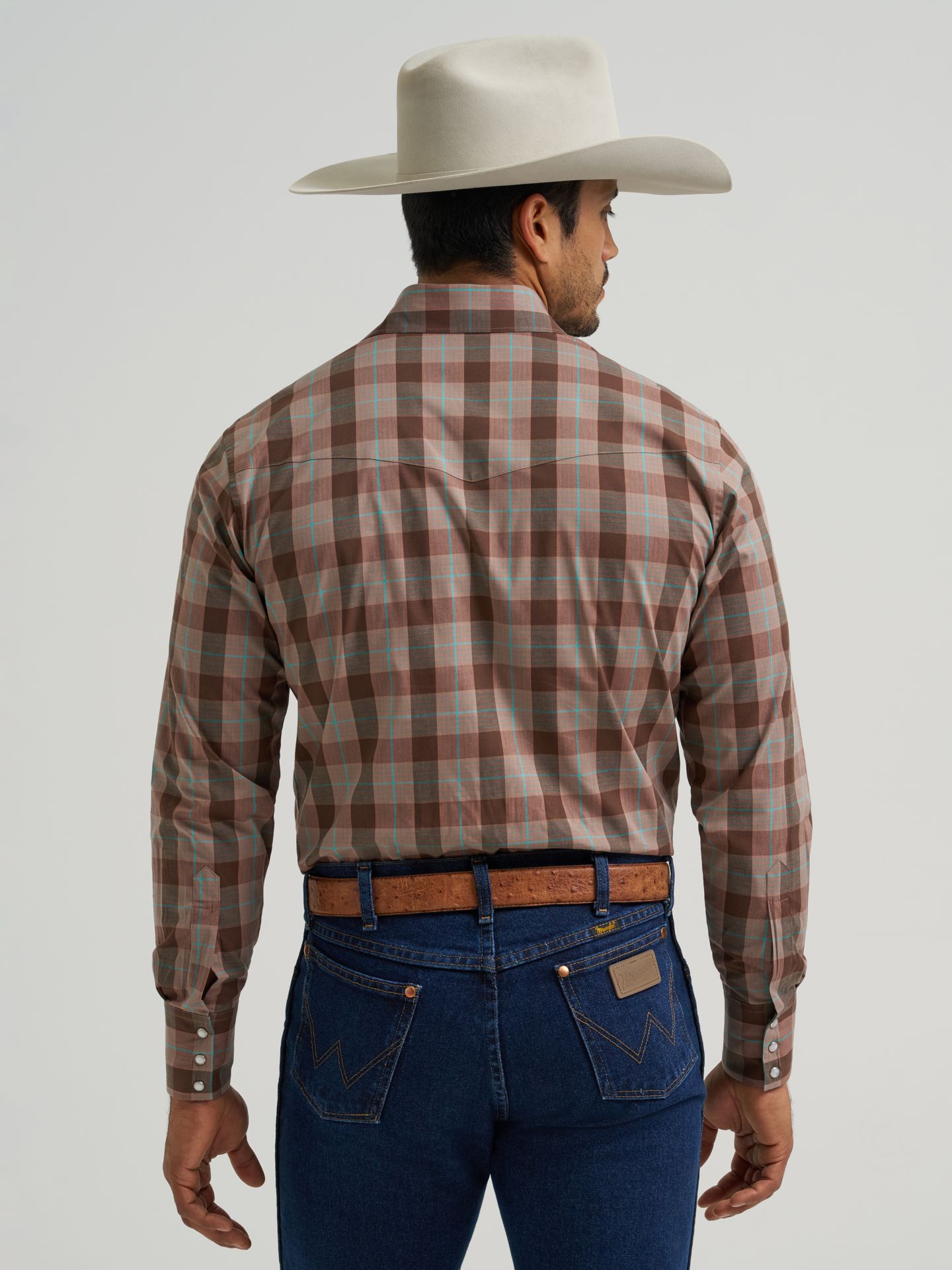 Мужская рубашка Wrangler Wrinkle Resist Long Sleeve Western Snap Plaid, цвет: Biscotti — фото 3