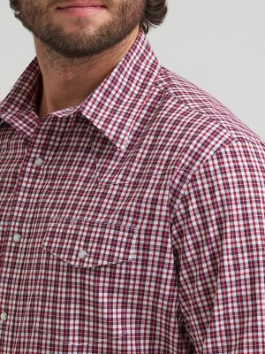 Men's Wrinkle Resist Long Sleeve Western Snap Plaid Shirt in Cherry Plaid alternative view 3