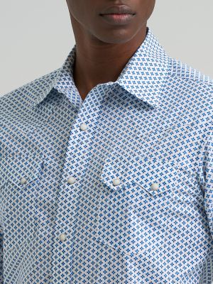 Men's Wrangler Retro&reg; Long Sleeve Sawtooth Snap Pocket Western Shirt in Blue Bee alternative view 3