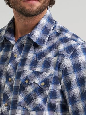 Men's Wrangler Retro&reg; Short Sleeve Sawtooth Pocket Western Snap Shirt in Frosted Navy