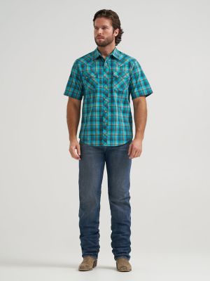 Men's Wrangler Retro&reg; Short Sleeve Sawtooth Pocket Western Snap Shirt in Lagoon alternative view